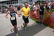 Platz 2 beim Stadt-Triathlon 2009: Nicole Leder in 01:04:47 (Foto: MartiN Schmitz)